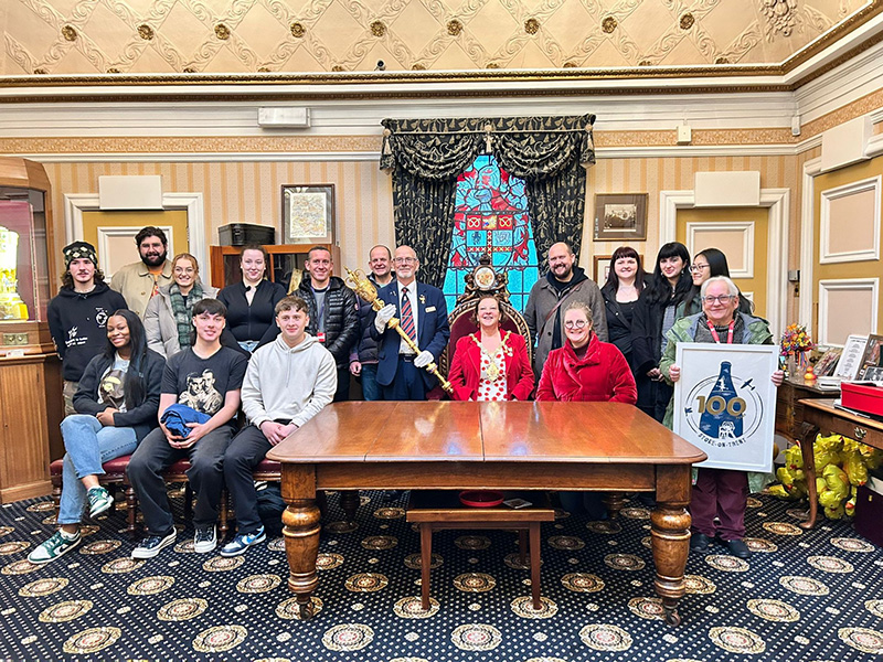 A group of students and councillors 